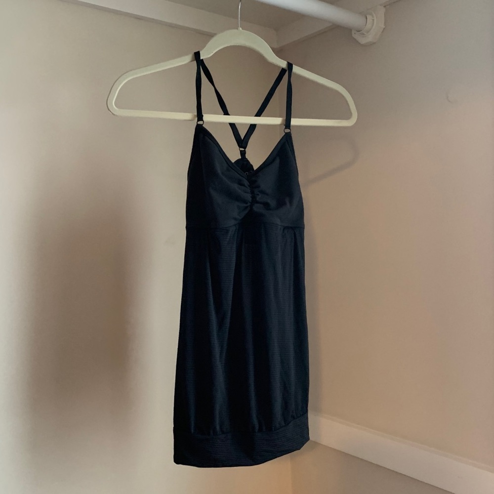 Beyond Yoga backless strappy yoga tank
